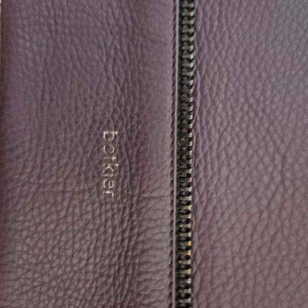 Botkier Soho crossbody purse with chain strap, leather deep purple. - Picture 3 of 5
